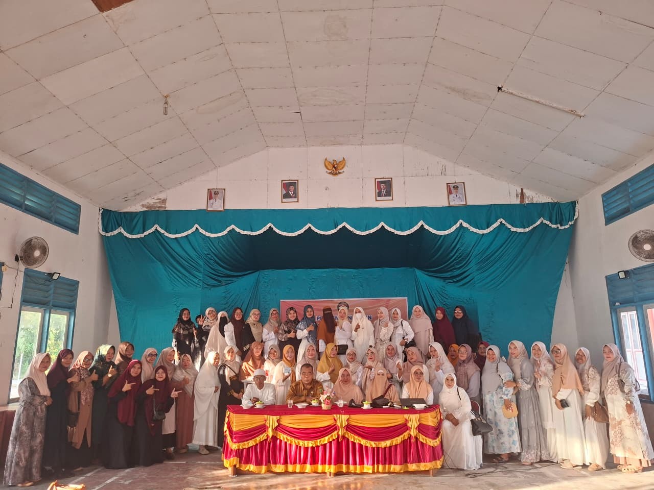 Pererat Silaturahmi, KUA Bunguran Barat Dukung Keharmonisan Rumah Tangga dalam Pertemuan DWP