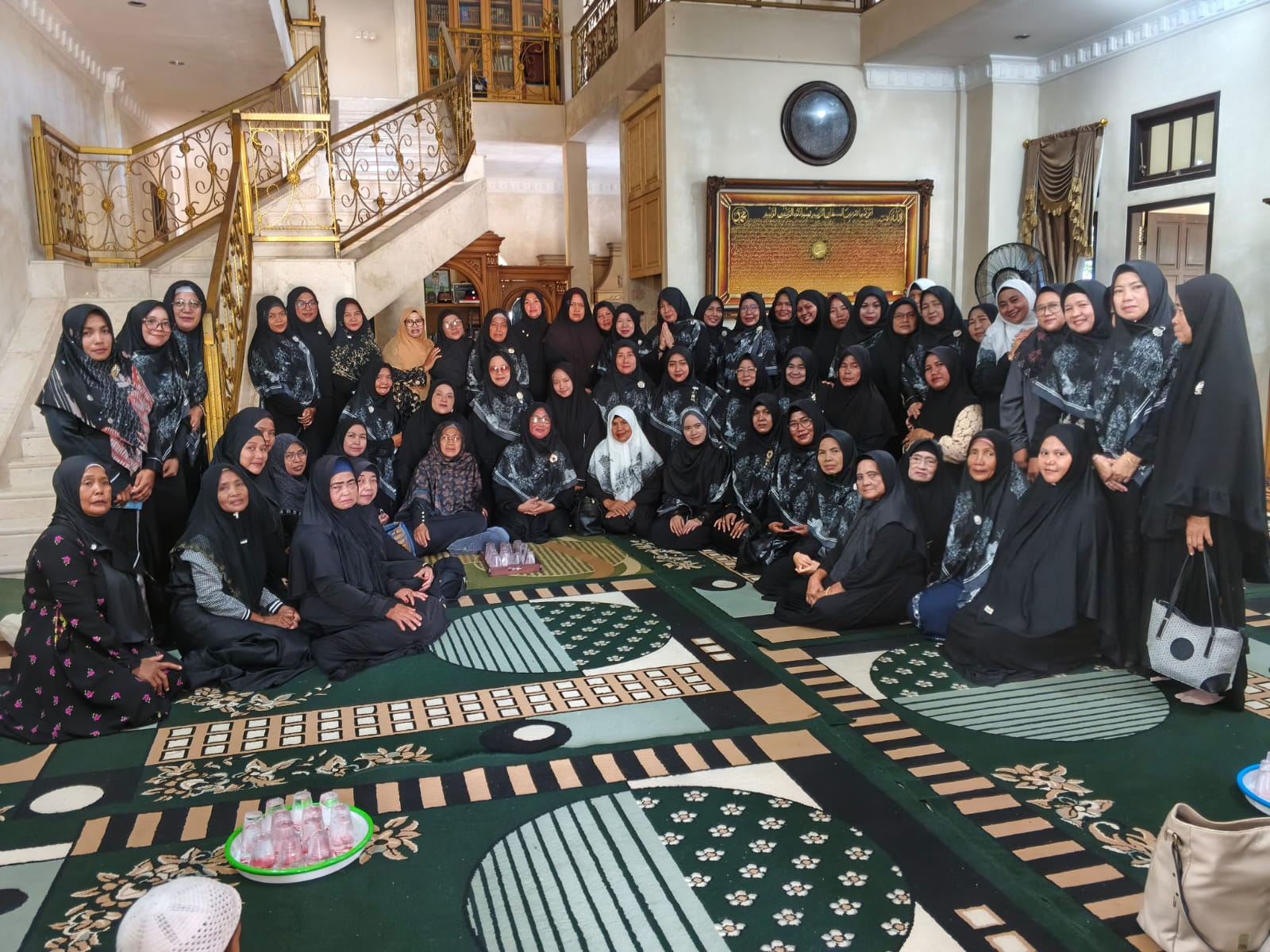 Wujud Empati dan Pembinaan Spiritual, Penyuluh KUA Pimpin Doa Bersama di Kediaman Almarhum H. Daeng Rusnadi