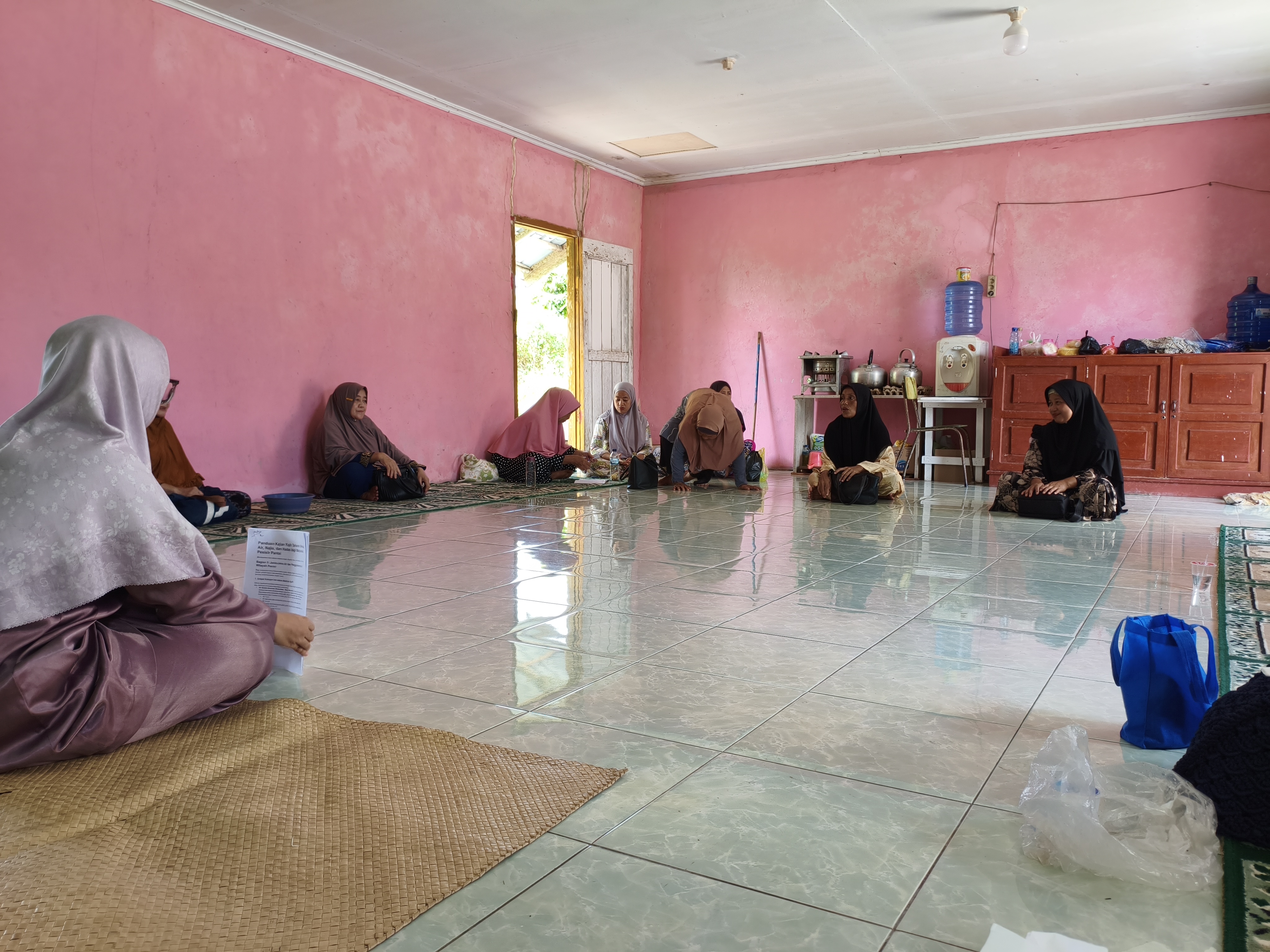 Penuhi Permintaan Masyarakat, Penyuluh KUA Bunguran Timur Mengisi Pengajian di Masjid An-Nur Singgang Bulan