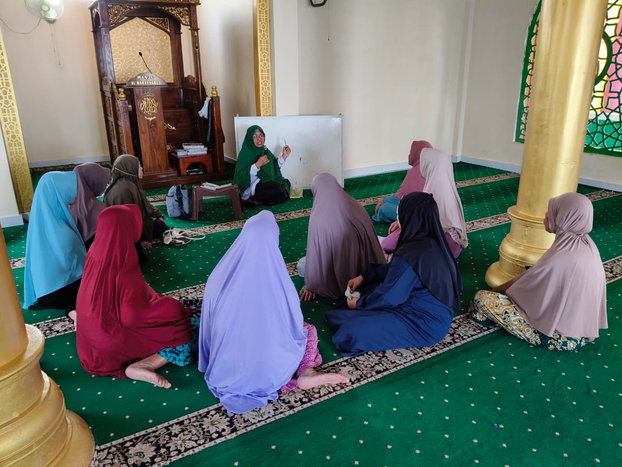 Melalui Latihan Berulang, Jemaah Al-Mukarromah Penagi Mulai Luwes Kuasai Makharijul Huruf