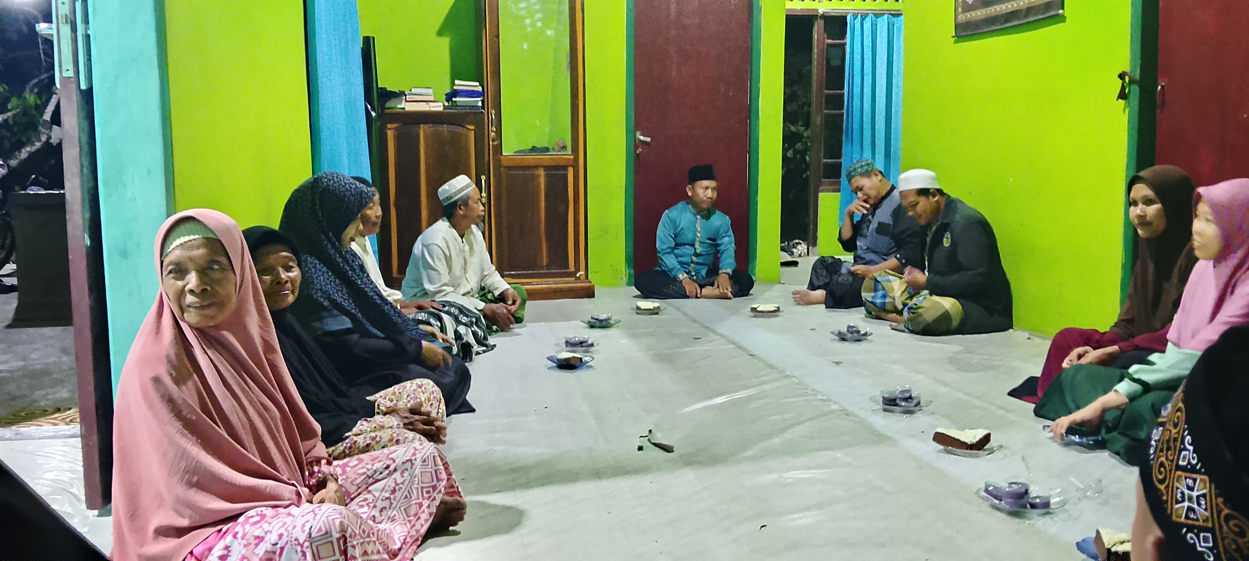 Rajut Silaturahmi, Staf KUA Bunguran Tengah Moch Fandholi Hadiri Doa Bersama di Kediaman Tokoh Masyarakat