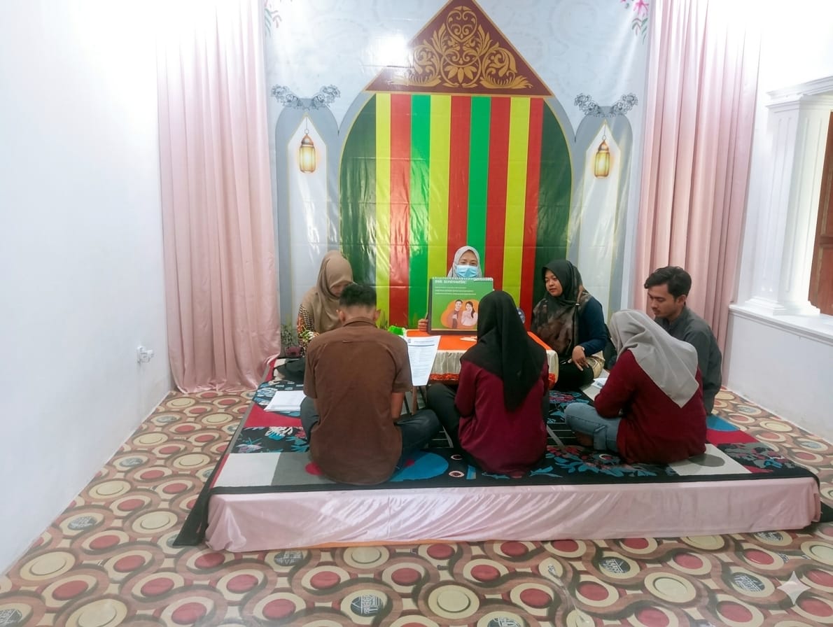 Wujudkan Keluarga Sehat, KUA dan Puskesmas Bunguran Tengah Gelar Bimbingan Terpadu