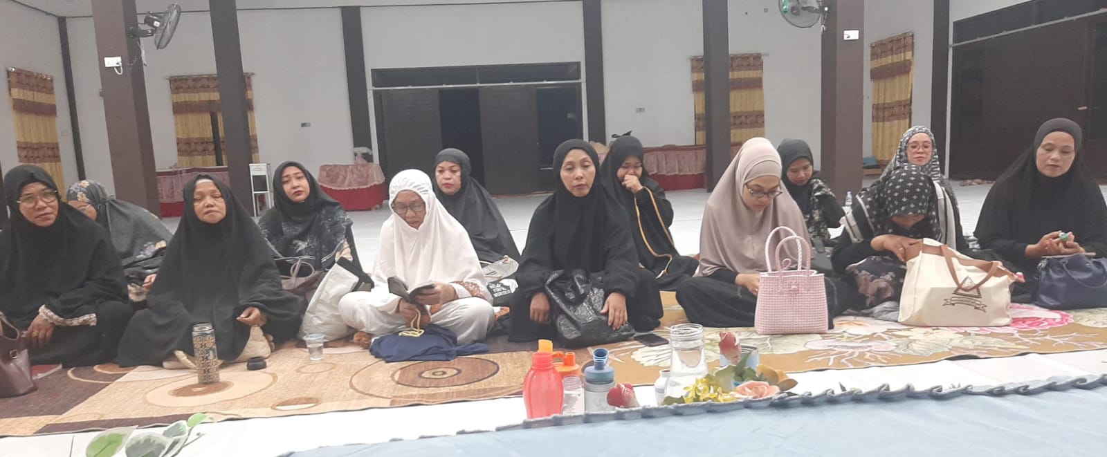 Syiar Zikir Malam Jumat, Penyuluh KUA Bunguran Timur Pimpin Mujahadah di Rumah Pengajian MTCSN
