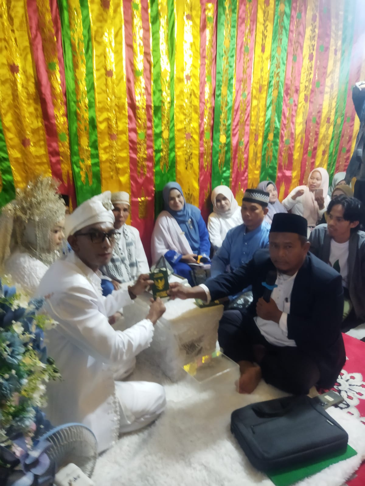 Siap Layani Kebutuhan Masyarakat hingga Malam Hari, KUA Bunguran Timur Tunjukkan Responsivitas Prima