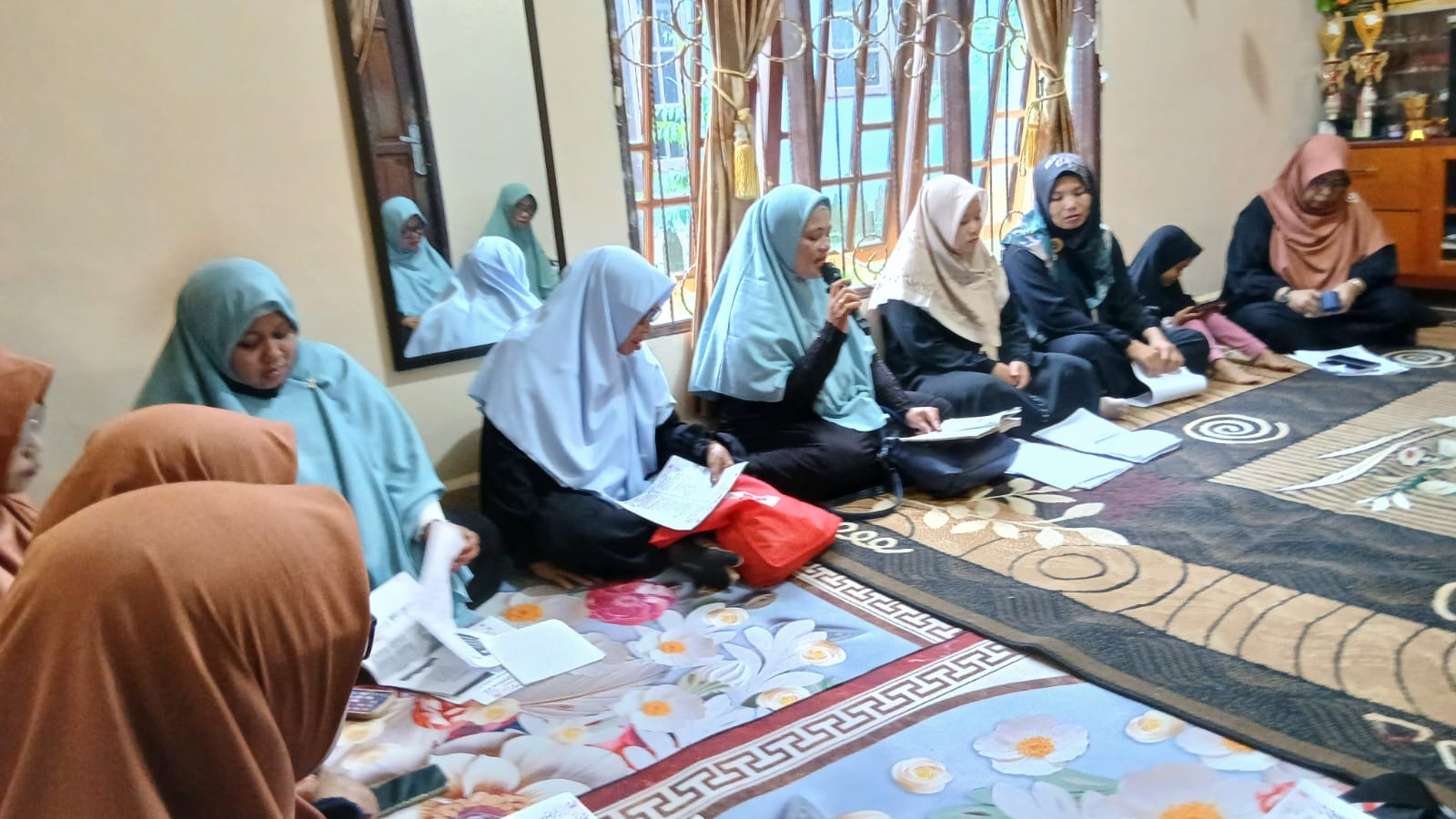 Sukseskan Gema Selawat Kebangsaan, KUA Bunguran Timur Fasilitasi Pembacaan Kitab Dala'il al-Khayrat Berjemaah