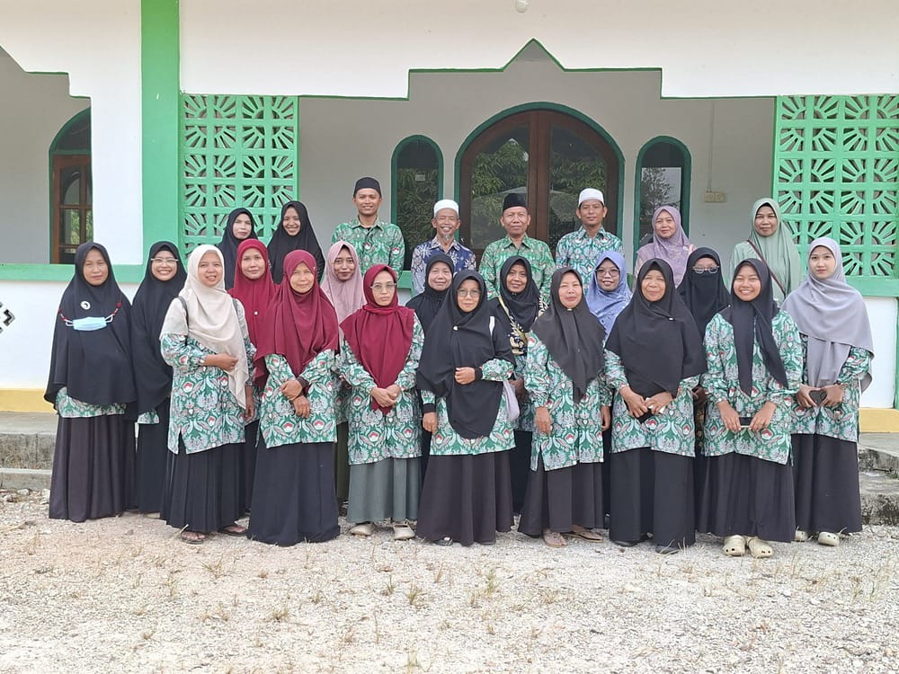 Sinergi FKPQ dan KUA Bunguran Tengah: Cetak 53 Santri Wisuda Melalui Inovasi Gerakan Pemberantasan Buta Aksara Al-Qur'an
