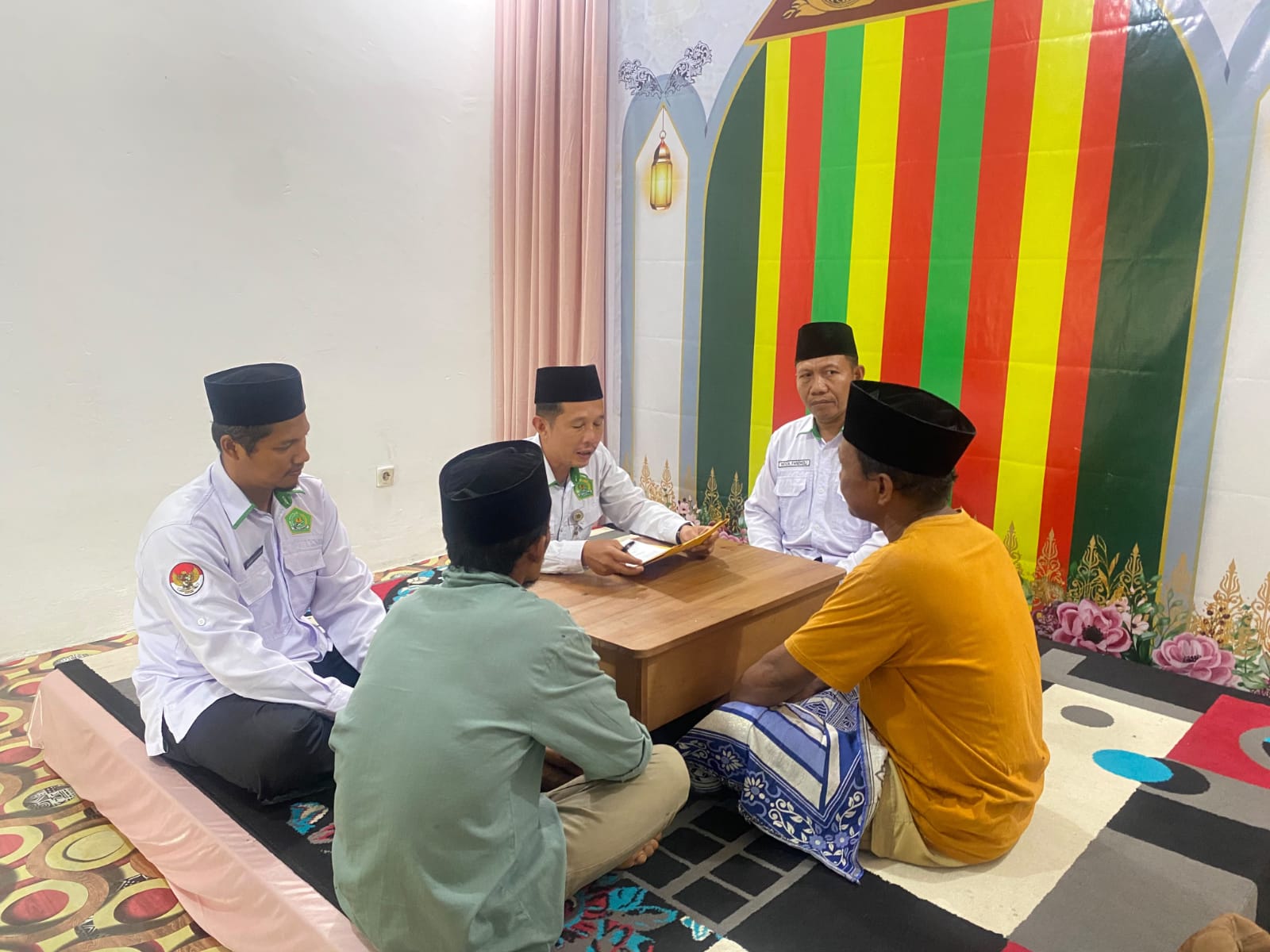 Pastikan Keabsahan Pernikahan, KUA Bunguran Tengah Pandu Khidmat Prosesi Taukil Wali Nikah Warga