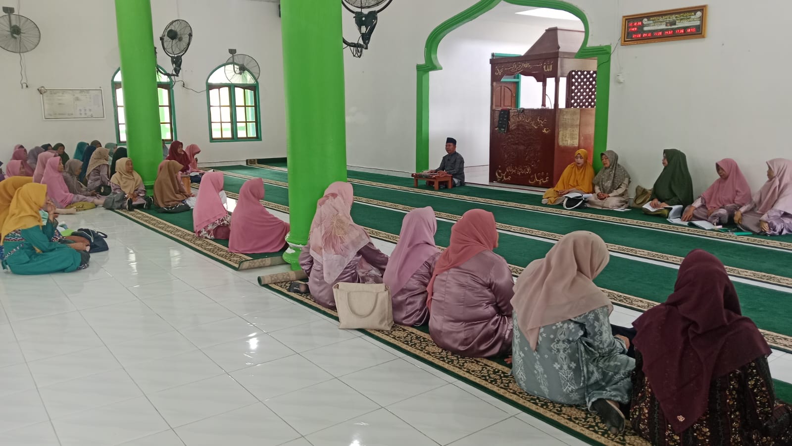 Hadirkan Dampak Nyata, KUA Bunguran Tengah Perkuat Kerukunan Warga Lewat Majelis Taklim